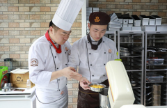 武汉欧米奇:学习这5个烘焙技巧,烘焙成功率翻