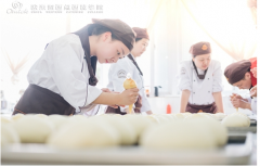 西点师培训,顺应潮流的选择