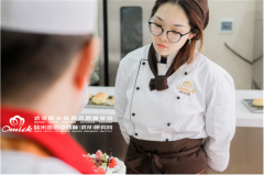 如何才能成为一名合格的西点师?