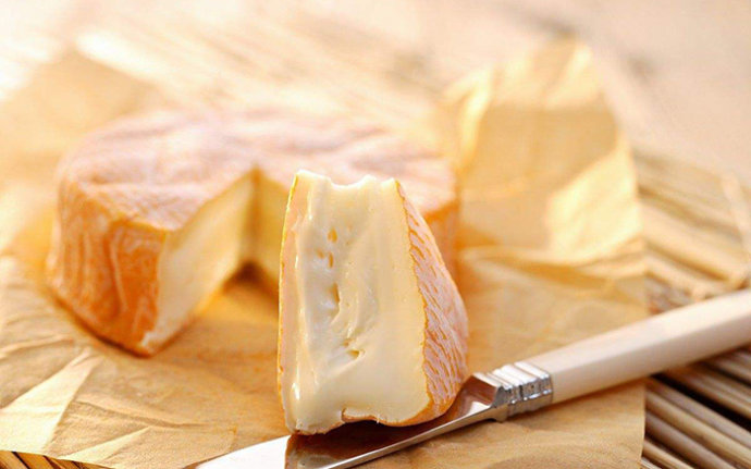 武汉烘焙培训班烘焙常识之怎么挑选奶酪？