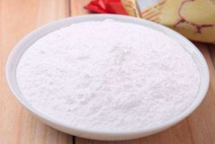 蛋糕里有放添加剂吗?泡打粉可以用吗?