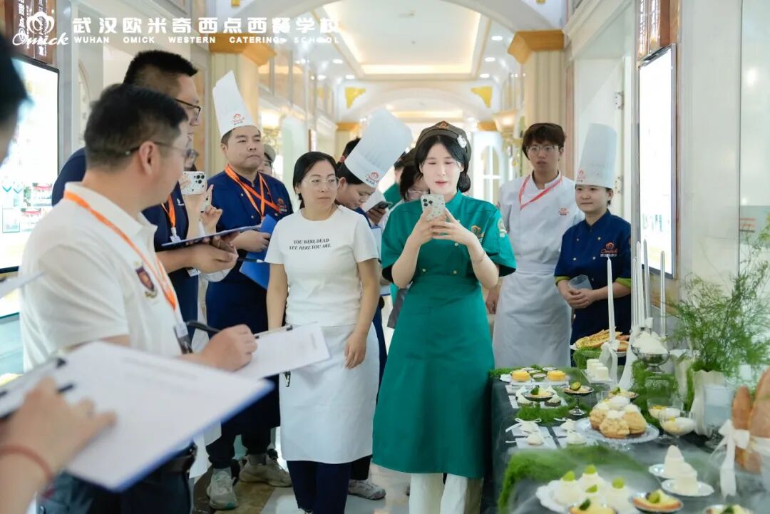 15-17岁孩子家长警示：短视频正吞噬孩子的未来！