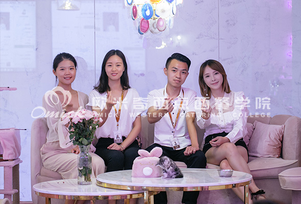 调酒班级毕业学员创业故事